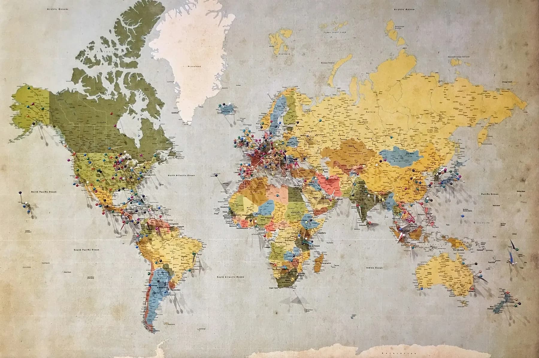 Map and travel tools representing cross-border North American delivery