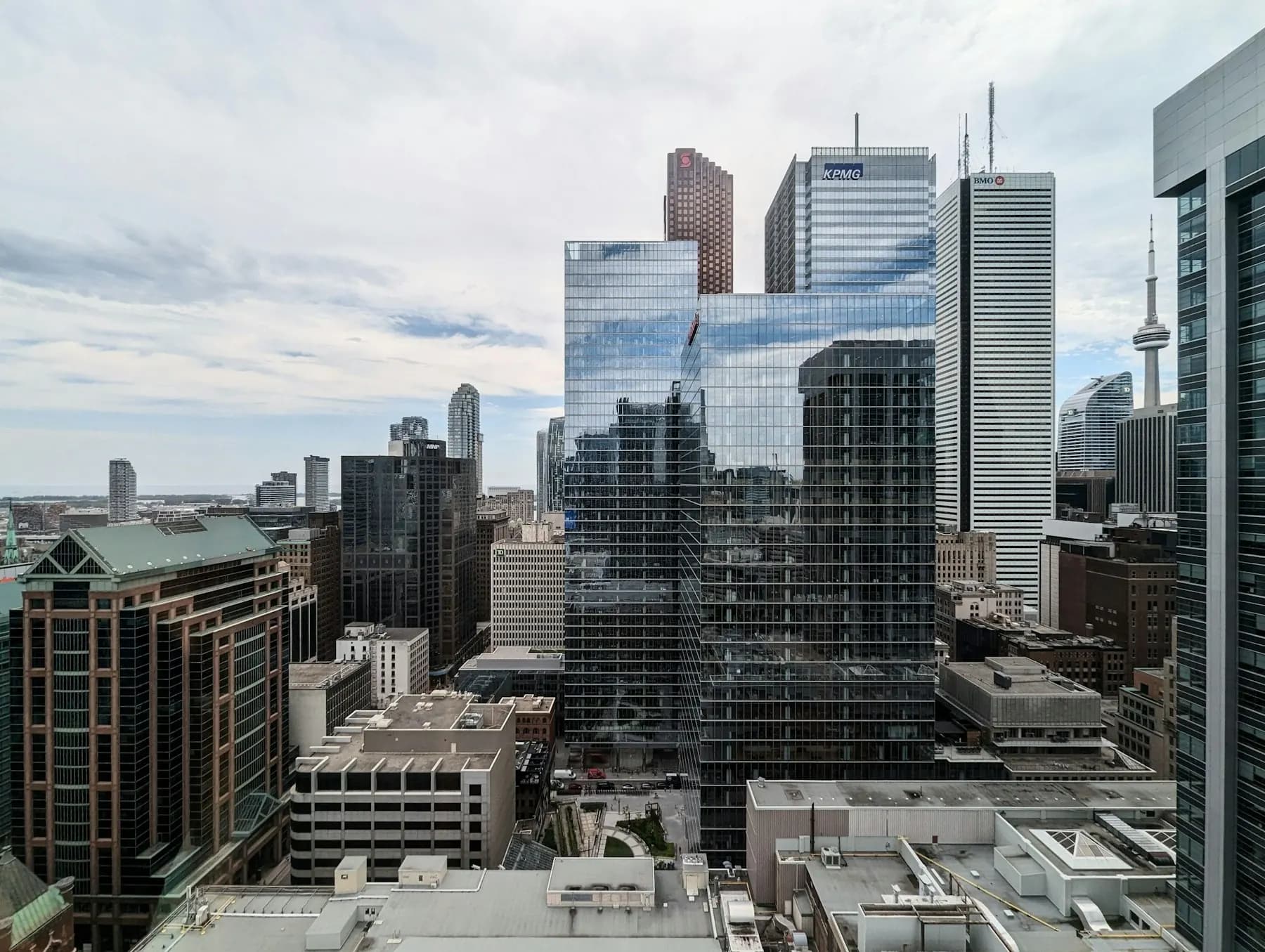 Toronto financial district and CN Tower